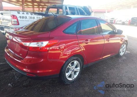 2014 Ford Focus Se z USA, uszkodzony, nr VIN 1FADP3F25EL413843